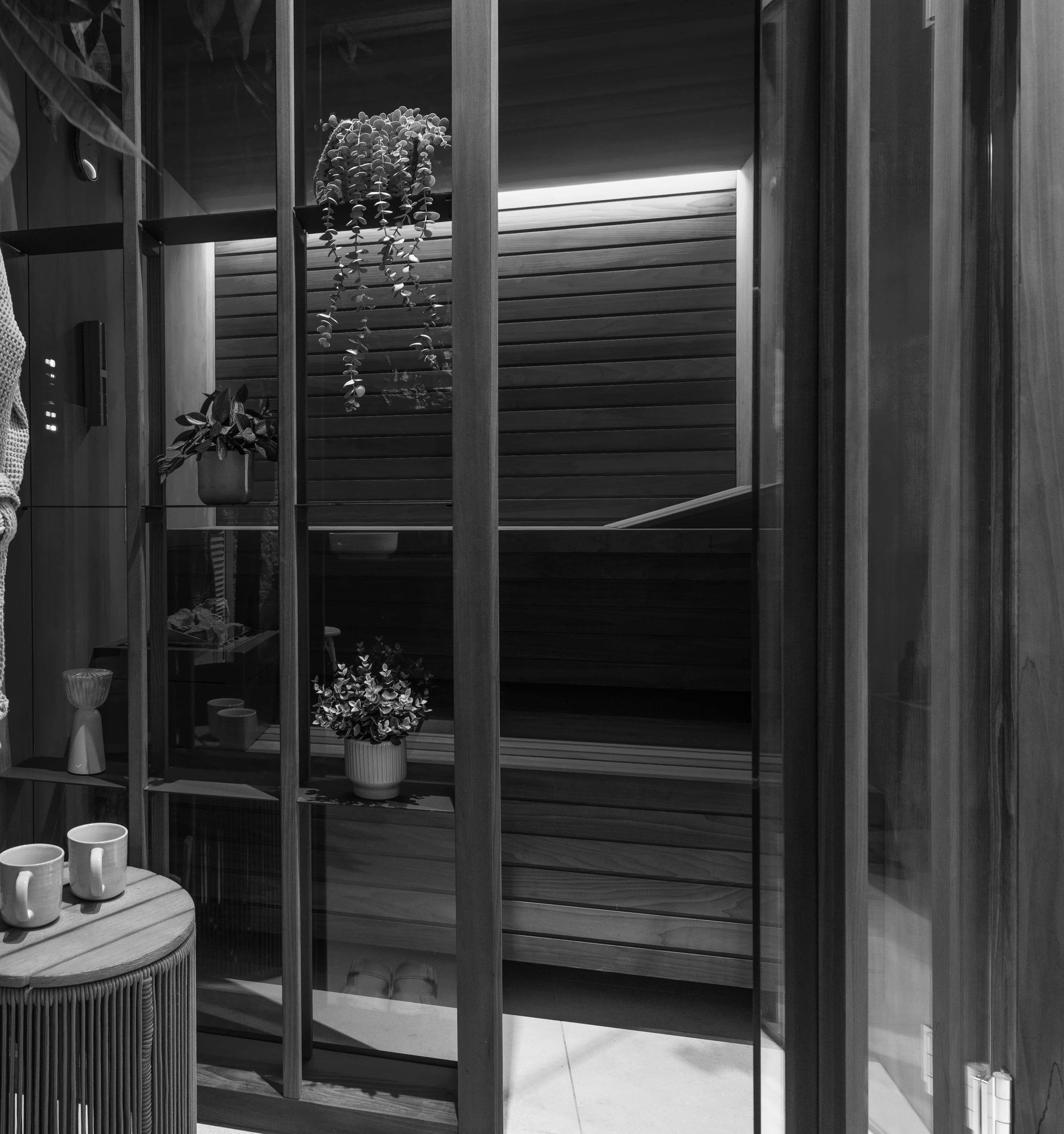 Sauna Yoku avec plantes vertes